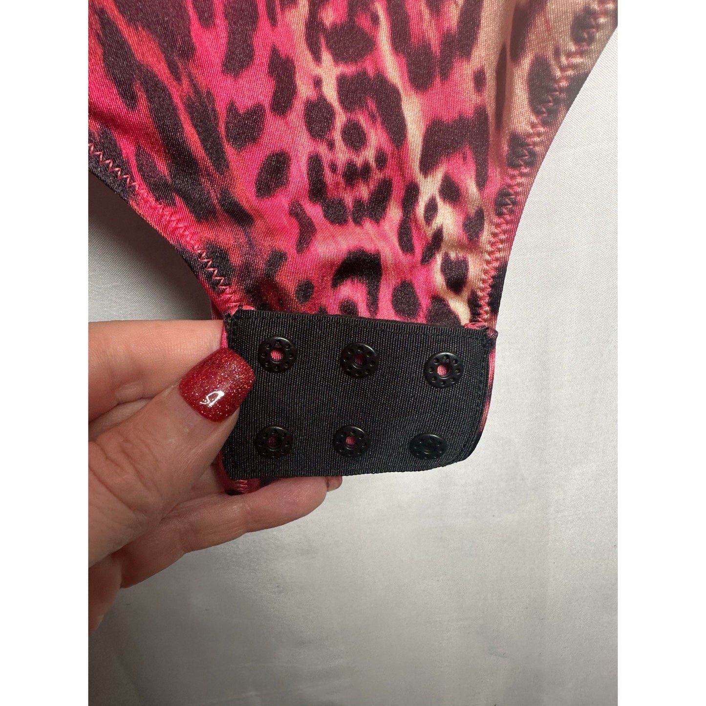 Yitty Kitty Headliner Shaping Open Bust Thong Bodysuit Cheetah Womens Sz 1x