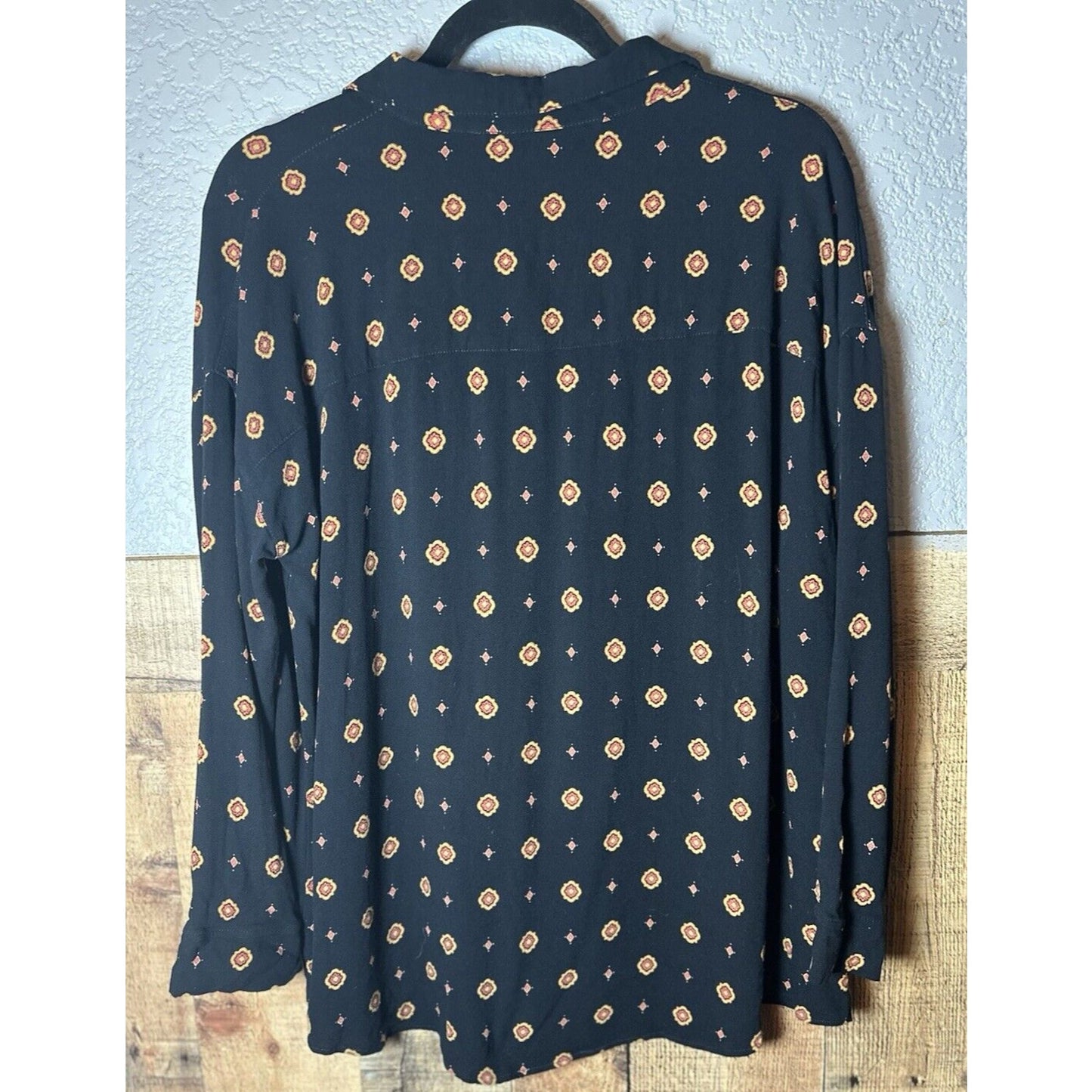 Free People Geometric Button Up Top Womens Sz S Oversized Soft Casual Bohemin