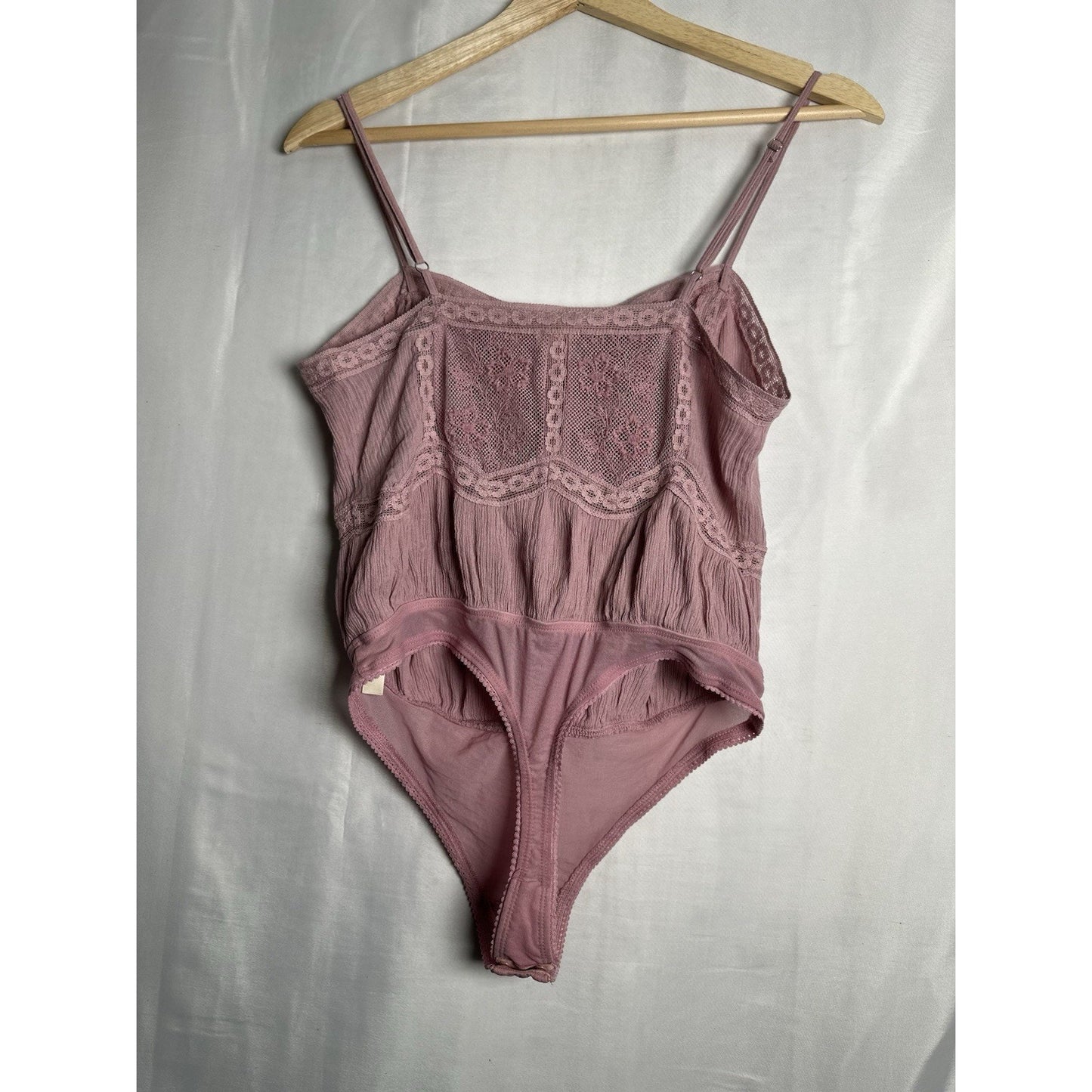 Free People Still The One Bodysuit Womens Sz Xs Oversized Embroidered Lace Baby