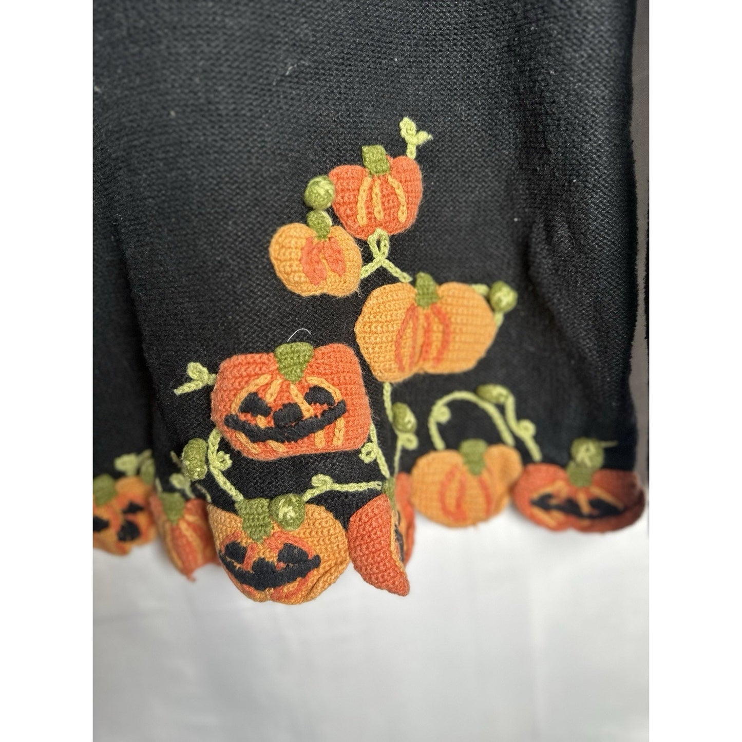 VTG Rare Lord & Taylor Sweater Women Sz M Halloween Pumpkins Embroidered Bobbles