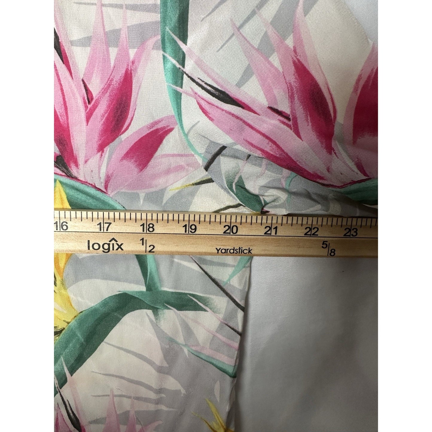 Tommy Bahama Bird De Paradise 100% Silk Top Womens Sz M Tropical Quiet Luxury