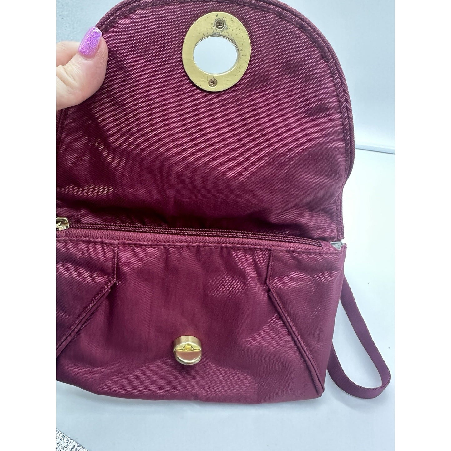 BAGGALLINI Twist Lock Crossbody Small Purse Organizer Pink Magenta Pockets Bag