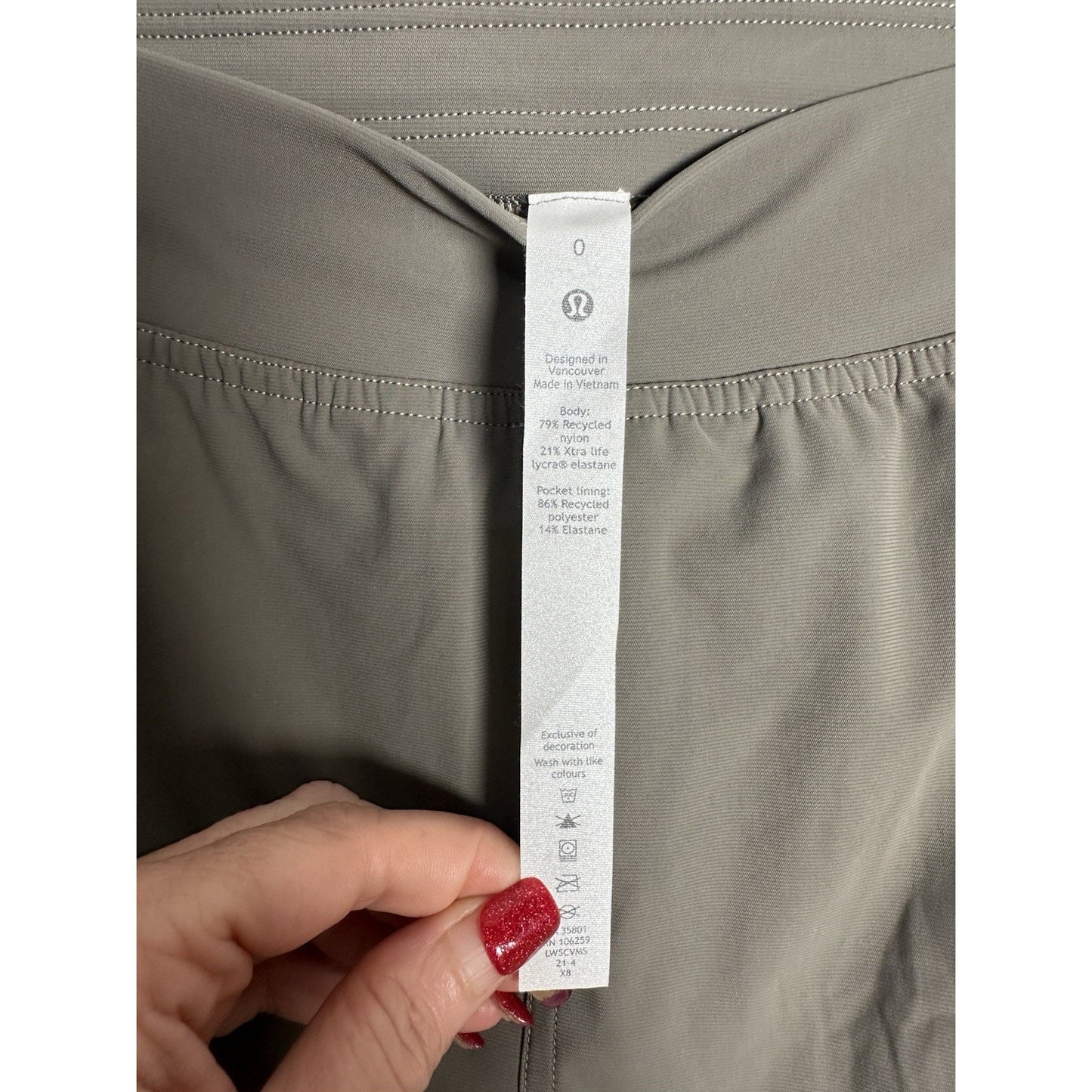 Lululemon Adapted State High Rise Jogger Women Sz 0 Full Length Athliesure Yoga