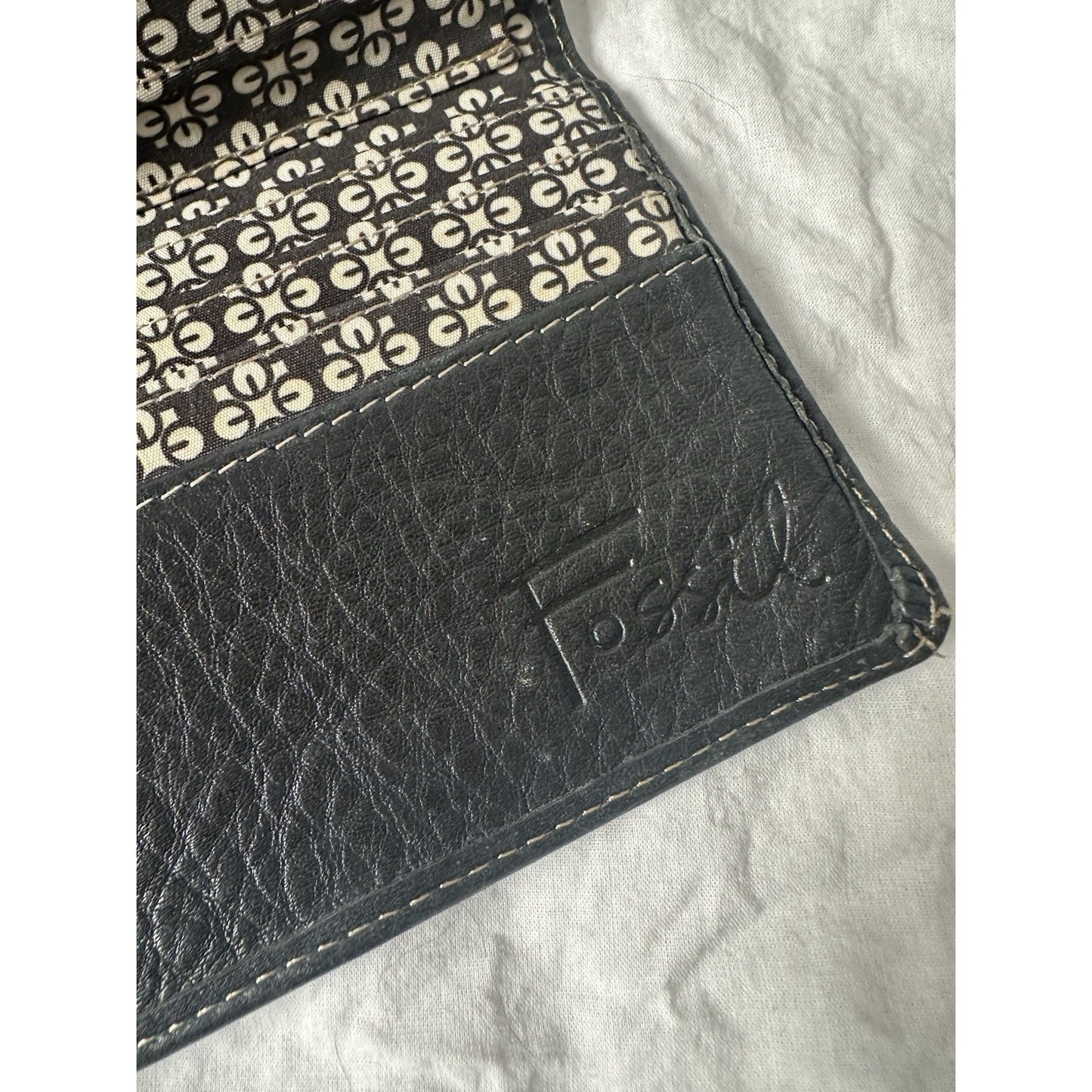 Fossil Leather Wallet Black White Red Zipper Pocket ID Slot Buttery Soft Snap