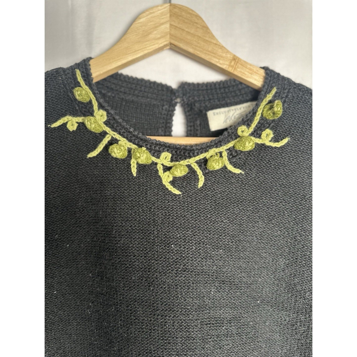 VTG Rare Lord & Taylor Sweater Women Sz M Halloween Pumpkins Embroidered Bobbles
