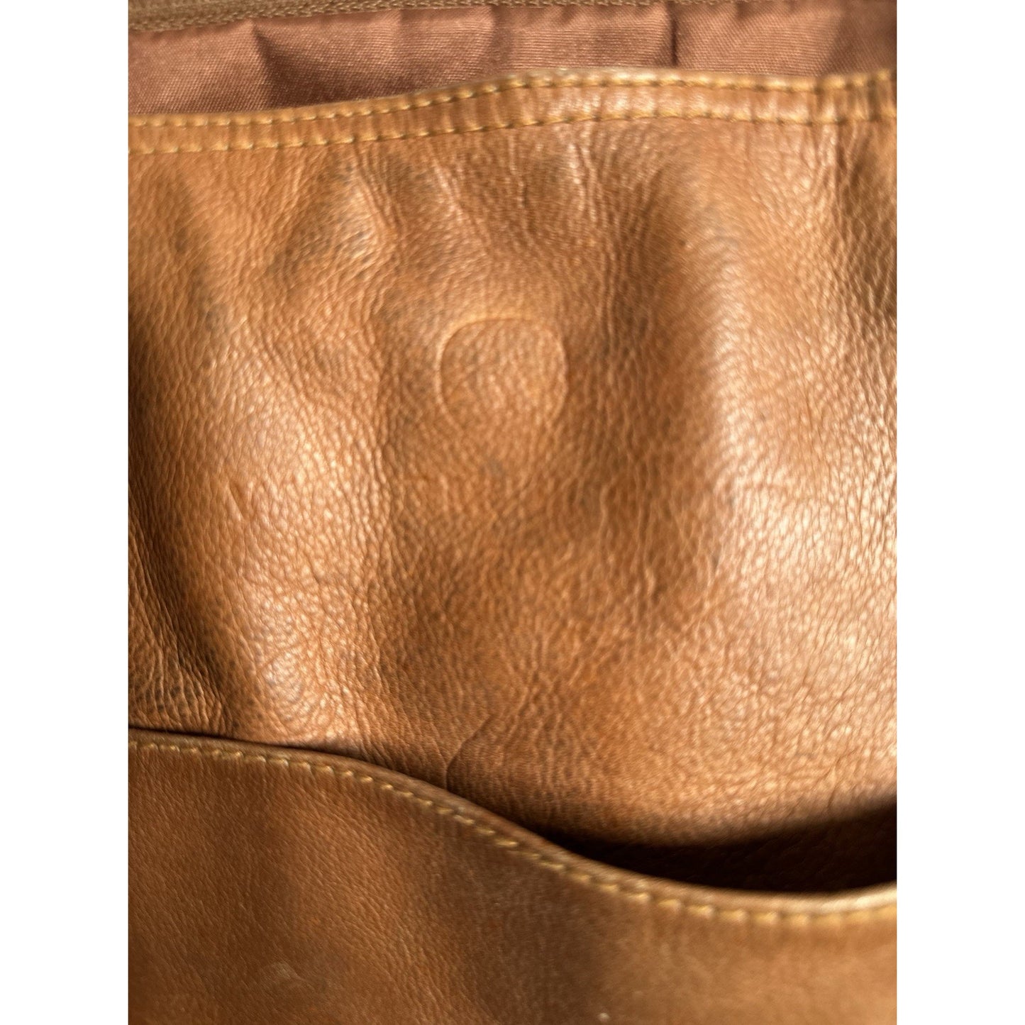 VINTAGE Geniune Leather Tote Bag Briefcase Carry On