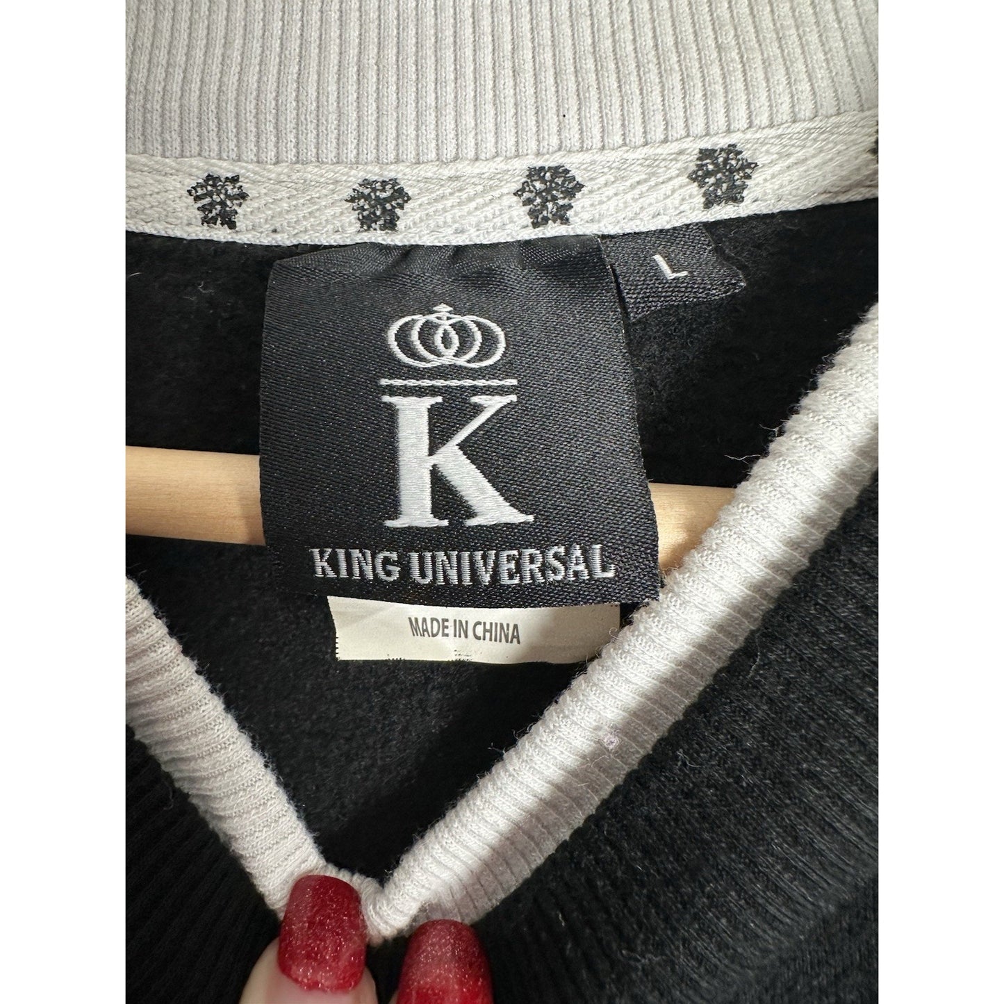 Vintage King Universal Sweater Womens Sz L Crew Neck Embroidered Cardinals
