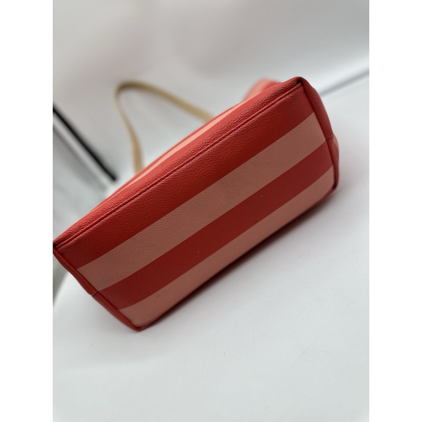EUC Kate Spade NY Coral 2-Tone Striped "Hawthorne Lane Ryan Tote" Handbag Purse