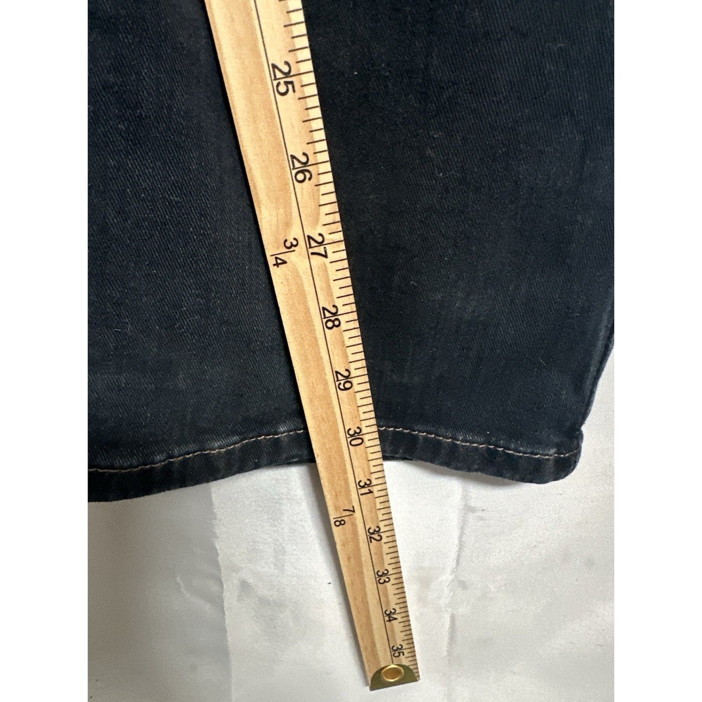 Wrangler Striaght Fit Mens Sz 38 x 30 Stretch Dark Wash Capsule Everyday