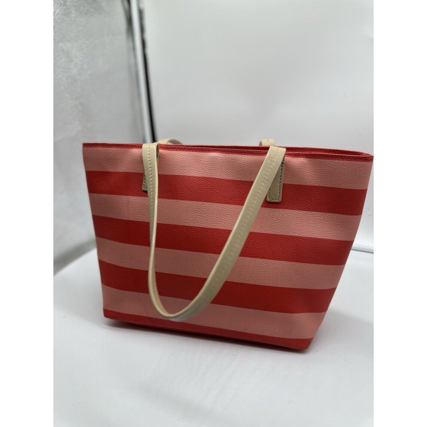 EUC Kate Spade NY Coral 2-Tone Striped "Hawthorne Lane Ryan Tote" Handbag Purse