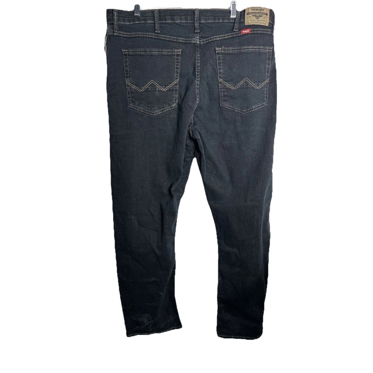 Wrangler Striaght Fit Mens Sz 38 x 30 Stretch Dark Wash Capsule Everyday